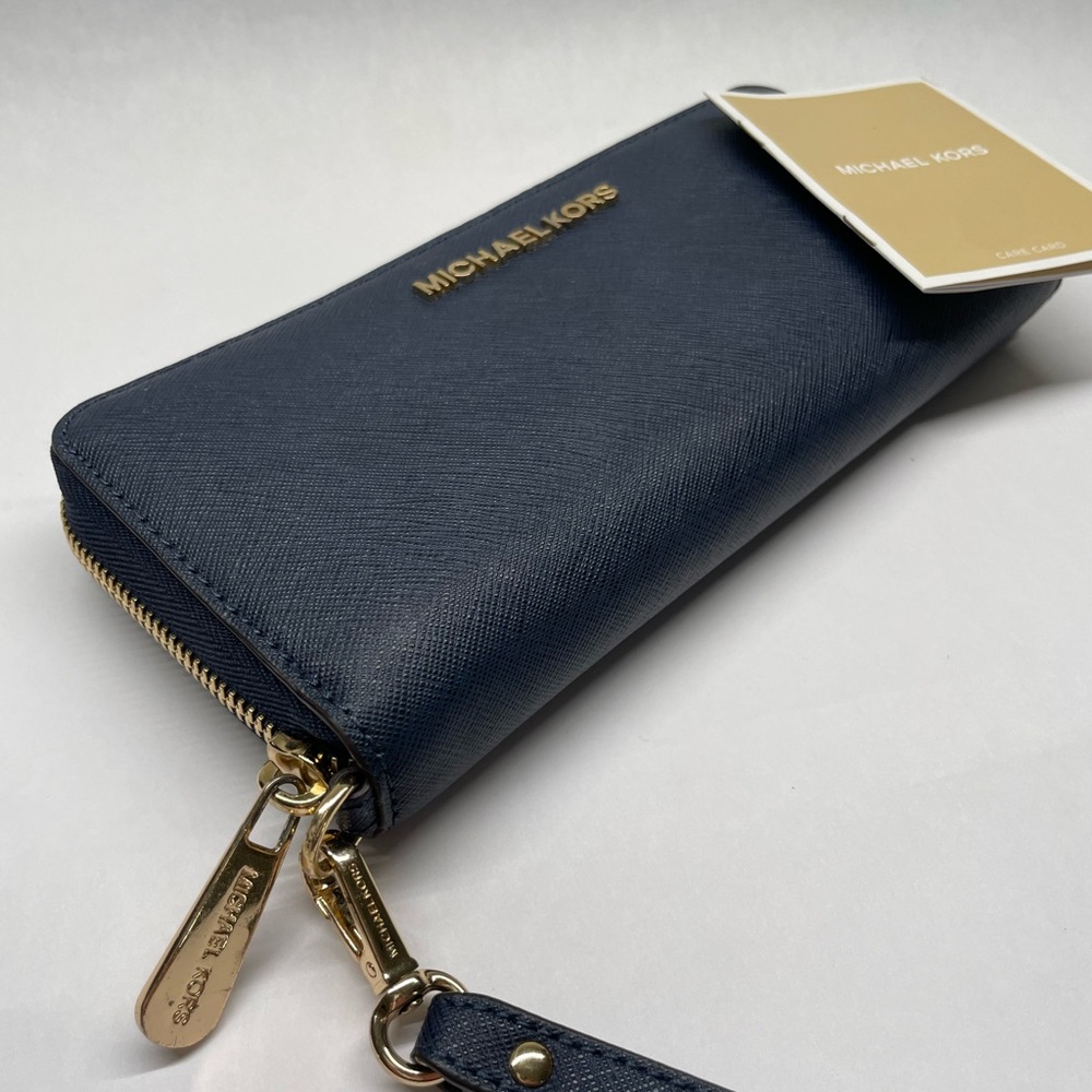 Michael Kors Jet Set Travel Continental Zip Wallet in Navy Blue Saffiano Leather - Picture 9 of 16